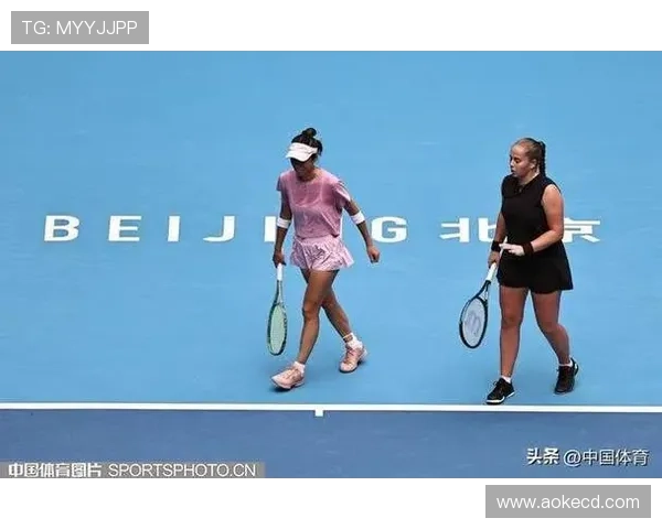 中网女双半决赛谢淑薇携手奥斯塔彭科激战埃拉尼与保利尼争夺决赛席位